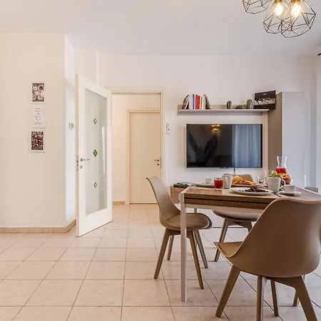 Cozy Scacciapensieri Appartamento *