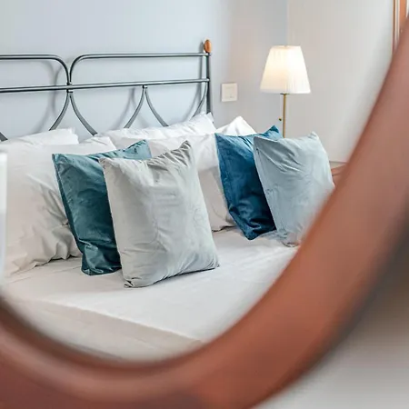 Cozy Scacciapensieri Appartement *