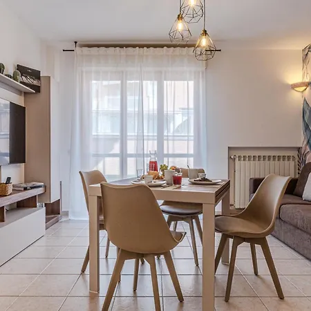Lägenhet Cozy Scacciapensieri Siena